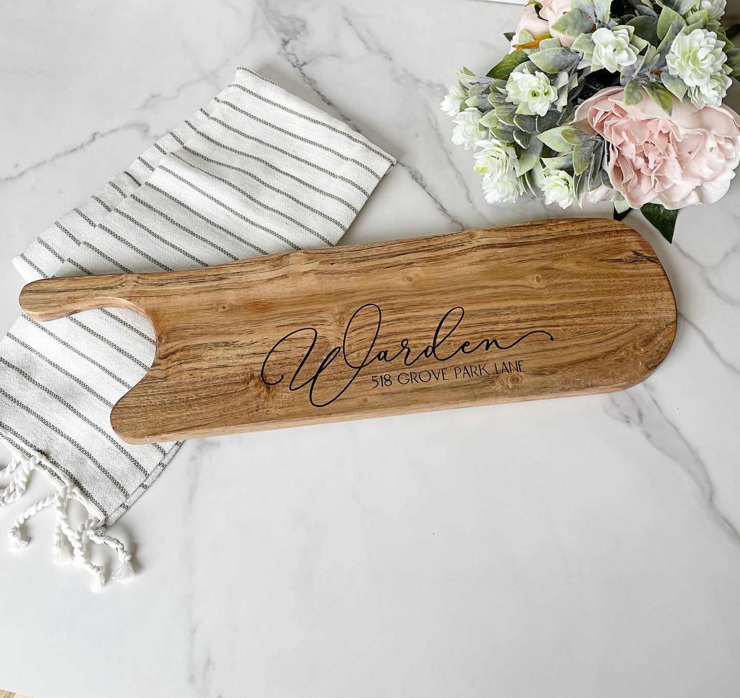 Custom engraved acacia wood cheese board with handle